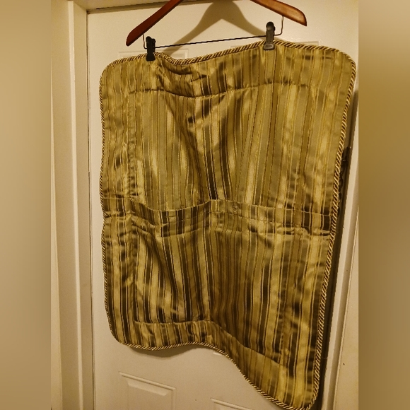 Rodeo Home 🏡2 Vintage Queen Shams Size 20"×26",Like New! Fabulous Gift.🎁SET - Picture 4 of 9